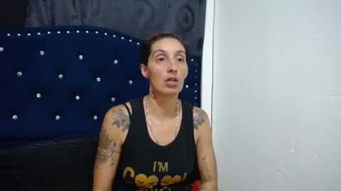 Snapshot of anyu_1306 chatting on 11, 1, 2025 anyu online show from 11, 1, 2025