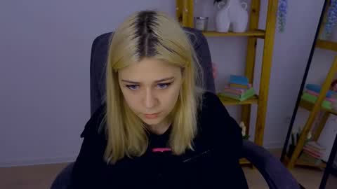 ApheliaStar online show from 26, 10, 2025