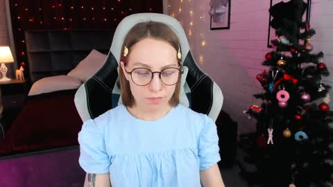 Snapshot of aphexqueen chatting on 21, 12, 2024 APHEX QUEEN online show from 21, 12, 2024