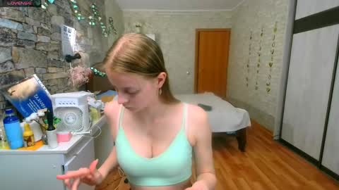 Aphrodite online show from 18, 5, 2026