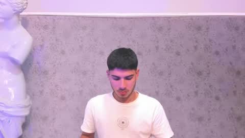 Apolo Grayy online show from 9, 2, 2026