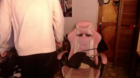 Andres online show from 3, 4, 2026