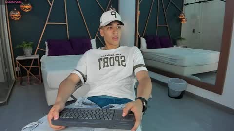 Snapshot of apolojackson2 chatting on 4, 6, 2026 apolojackson2 online show from 4, 6, 2026