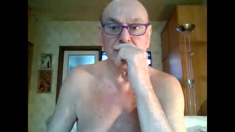 Adam online show from 8, 2, 2025
