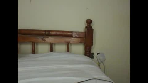 apple_bitch online show from 8, 3, 2026