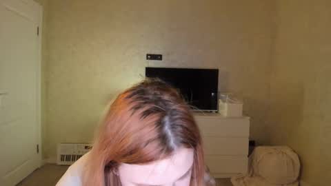 appleyummybuns online show from 10, 2, 2026