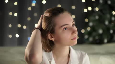 Snapshot of approche_toi_petite chatting on 11, 1, 2026 Meghan online show from 11, 1, 2026