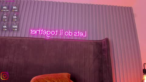 Snapshot of april_ebony18_ chatting on 17, 1, 2025 April online show from 17, 1, 2025
