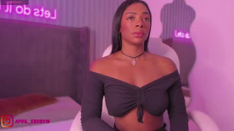 Snapshot of april_ebony18_ chatting on 25, 1, 2025 April online show from 25, 1, 2025