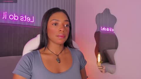 Snapshot of april_ebony18_ chatting on 11, 2, 2025 April online show from 11, 2, 2025