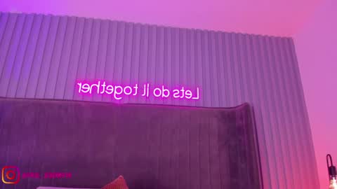 Snapshot of april_ebony18_ chatting on 19, 2, 2025 April online show from 19, 2, 2025