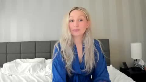 Audrey Im usually online every single day except sundays from  and 20 pm uk time online show from 9, 6, 2026