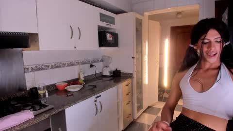 Snapshot of aprill_fox chatting on 6, 12, 2024 aprill_fox online show from 6, 12, 2024