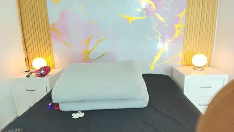 Snapshot of aprillross chatting on 10, 2, 2026 aprillross online show from 10, 2, 2026