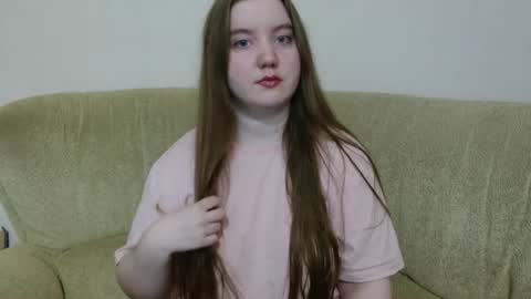 Snapshot of aquanarmin chatting on 23, 6, 2026 Josefin online show from 23, 6, 2026