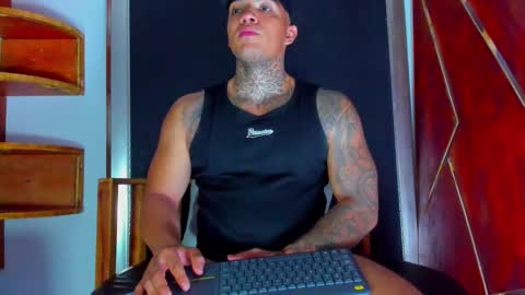 Snapshot of aquiles_elpapi chatting on 19, 3, 2026 AquilesElpapi online show from 19, 3, 2026