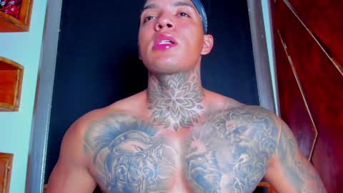Snapshot of aquiles_elpapi chatting on 30, 3, 2026 AquilesElpapi online show from 30, 3, 2026