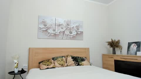 Lina online show from 27, 9, 2025