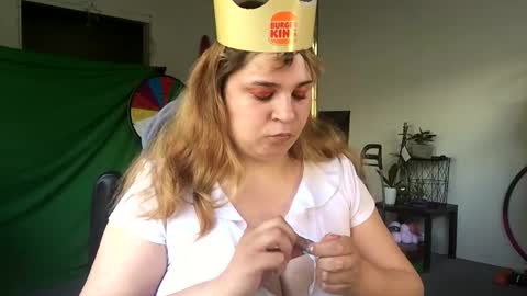 Snapshot of arabbustybeauty chatting on 24, 4, 2026 BustyPrincessLeila online show from 24, 4, 2026