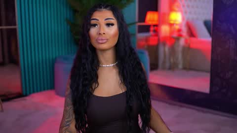 arabellaposh online show from 9, 10, 2025