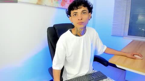 Arceluz  online show from 24, 2, 2025