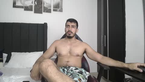Snapshot of ares_xxxx chatting on 28, 1, 2025 ARES online show from 28, 1, 2025