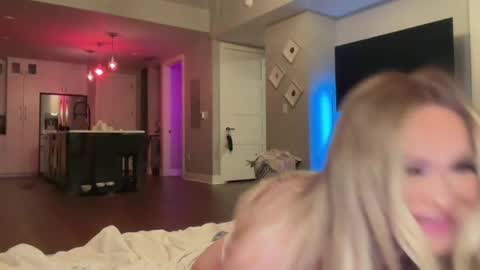 Ari  online show from 6, 6, 2026