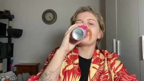 Snapshot of ari_crystal chatting on 7, 2, 2026 ari_crystal online show from 7, 2, 2026