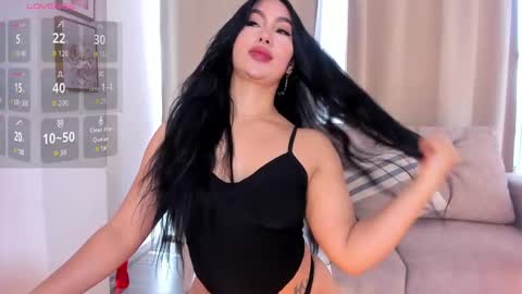 Ari online show from 14, 11, 2025