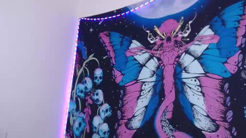 Ahri James online show from 6, 3, 2026