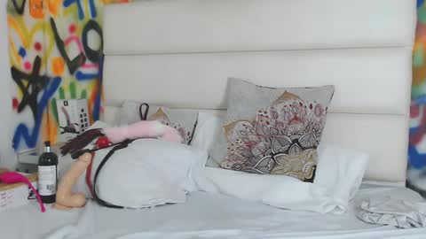 Snapshot of aria_martiin chatting on 8, 2, 2025 aria online show from 8, 2, 2025