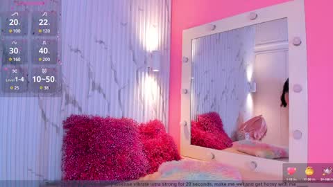Aria Millers  online show from 20, 12, 2024