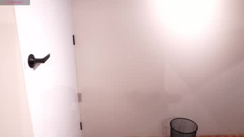 Ariaa online show from 28, 10, 2025