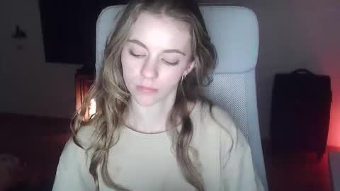 AriaCreazy online show from 18, 12, 2025