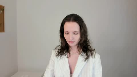 Snapshot of ariadna_s chatting on 27, 4, 2026 Ariadna online show from 27, 4, 2026
