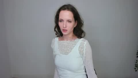 Snapshot of ariadna_s chatting on 28, 6, 2026 Ariadna online show from 28, 6, 2026
