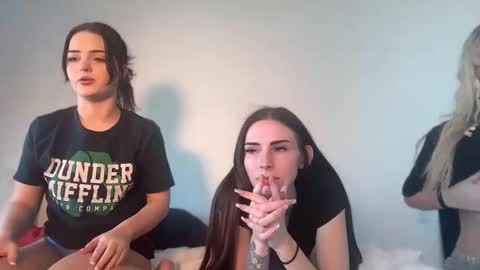 Snapshot of ariaellis2 chatting on 2, 3, 2026 ariaellis2 online show from 2, 3, 2026