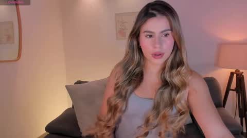 arialanne online show from 24, 9, 2025