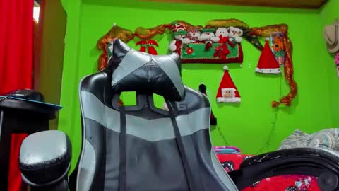 arian pervert online show from 10, 11, 2025