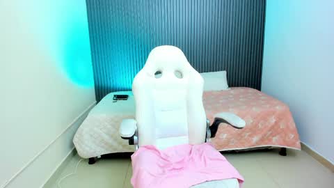 Ariana online show from 9, 4, 2026