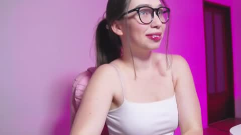 arianahot777 online show from 24, 6, 2026