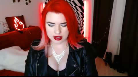 Snapshot of arianasaint chatting on 14, 4, 2026 Mistress Ariana online show from 14, 4, 2026