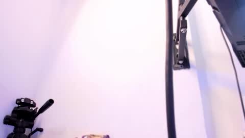 Ari  online show from 19, 12, 2025