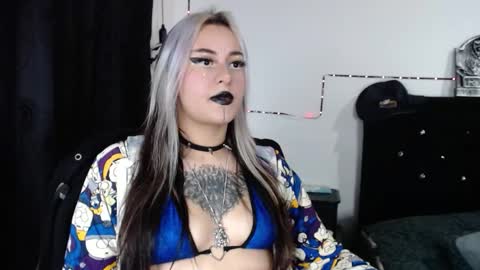 Snapshot of arianauwu666 chatting on 15, 9, 2025 help me 100 hands up my OF is Free  online show from 15, 9, 2025