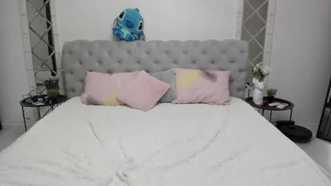 Snapshot of arianightx chatting on 1, 3, 2025 arianightx online show from 1, 3, 2025