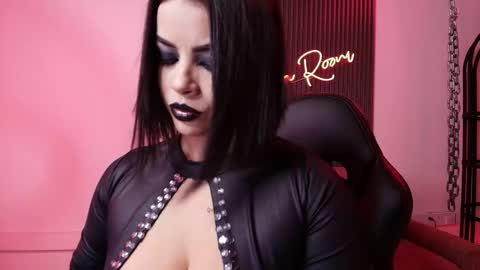 Arianna online show from 28, 10, 2025