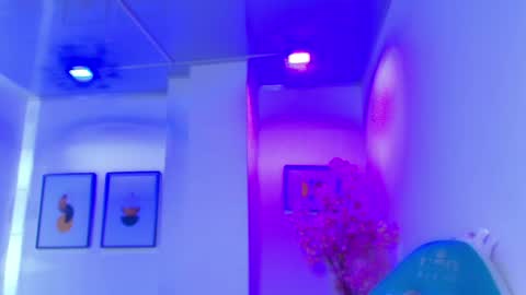 arianna_sweeet online show from 9, 4, 2026