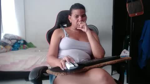 ariannaloovel online show from 2, 6, 2026