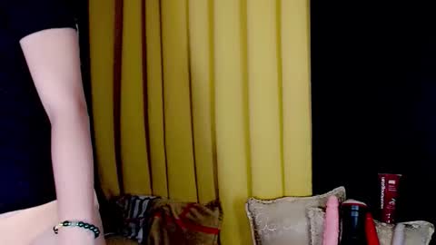 ARIANNE CUMS  online show from 14, 9, 2025