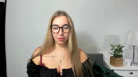 Aria online show from 27, 10, 2025